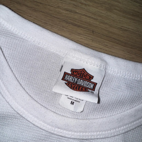 Harley-Davidson White Long Sleeve Tee with Glittering Silver Design - Picture 4 of 4